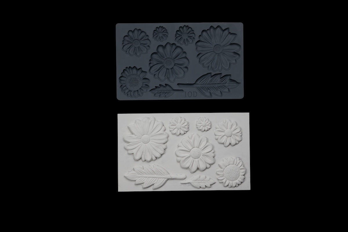 He Loves me Not 6x10 IOD Mould™ - Iron Orchid Designs