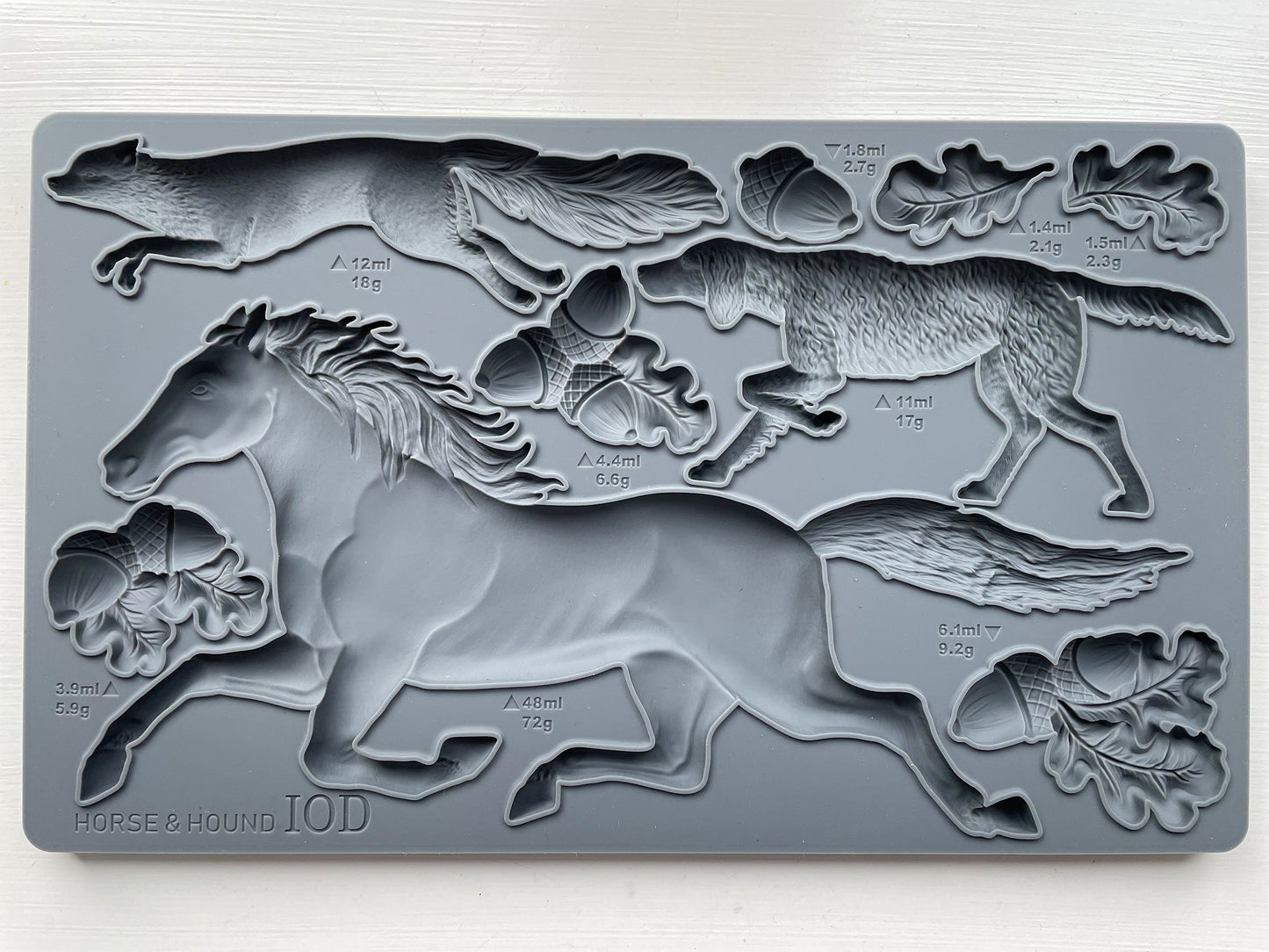 Horse & Hound 6"x10" - IOD Decor Mould™ - Iron Orchid Designs