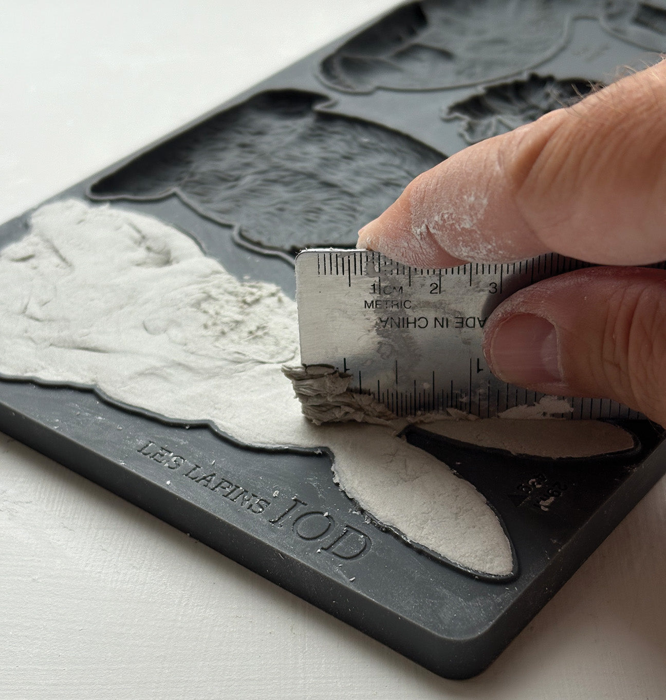 Les Lapins 6x10 IOD Mould™ - Iron Orchid Designs